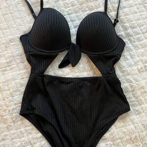 Shade & Shore Black One Piece Swimsuit